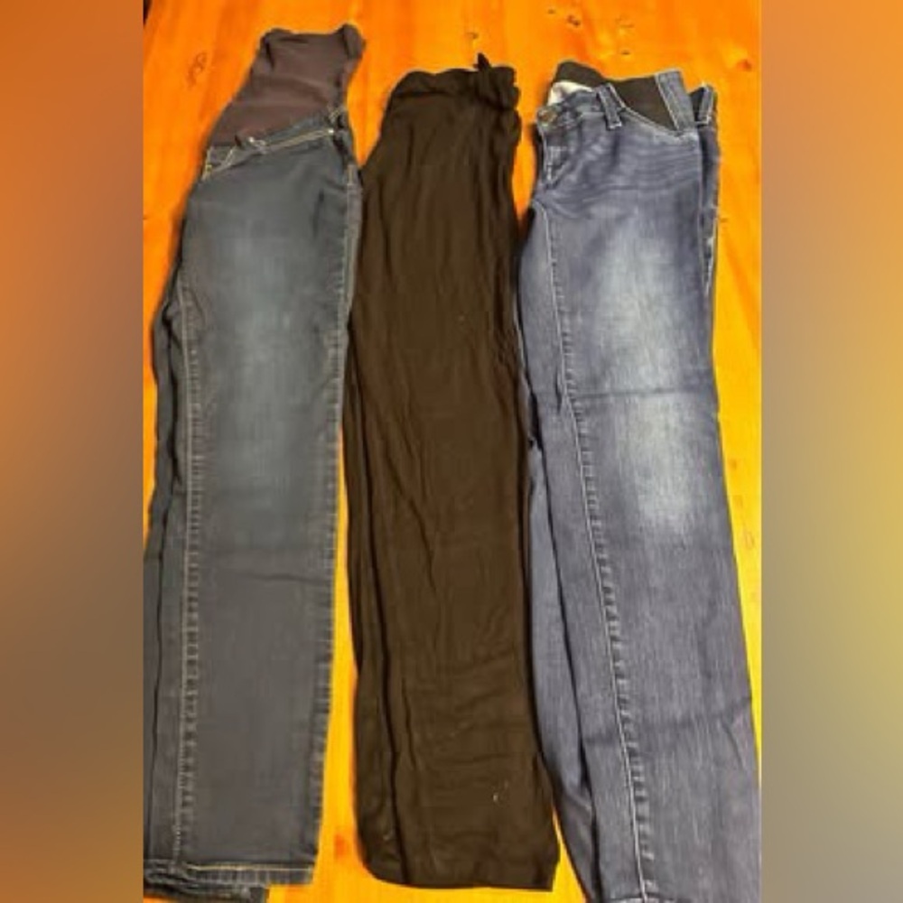 Maternity pants - size small and 2